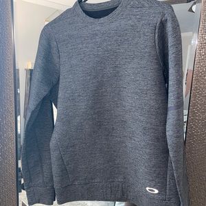 Oakley compression sweatshirt